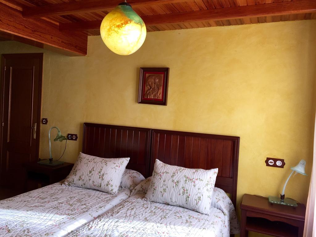 Apartamentos Rurales Casa Ron Coana Eksteriør billede